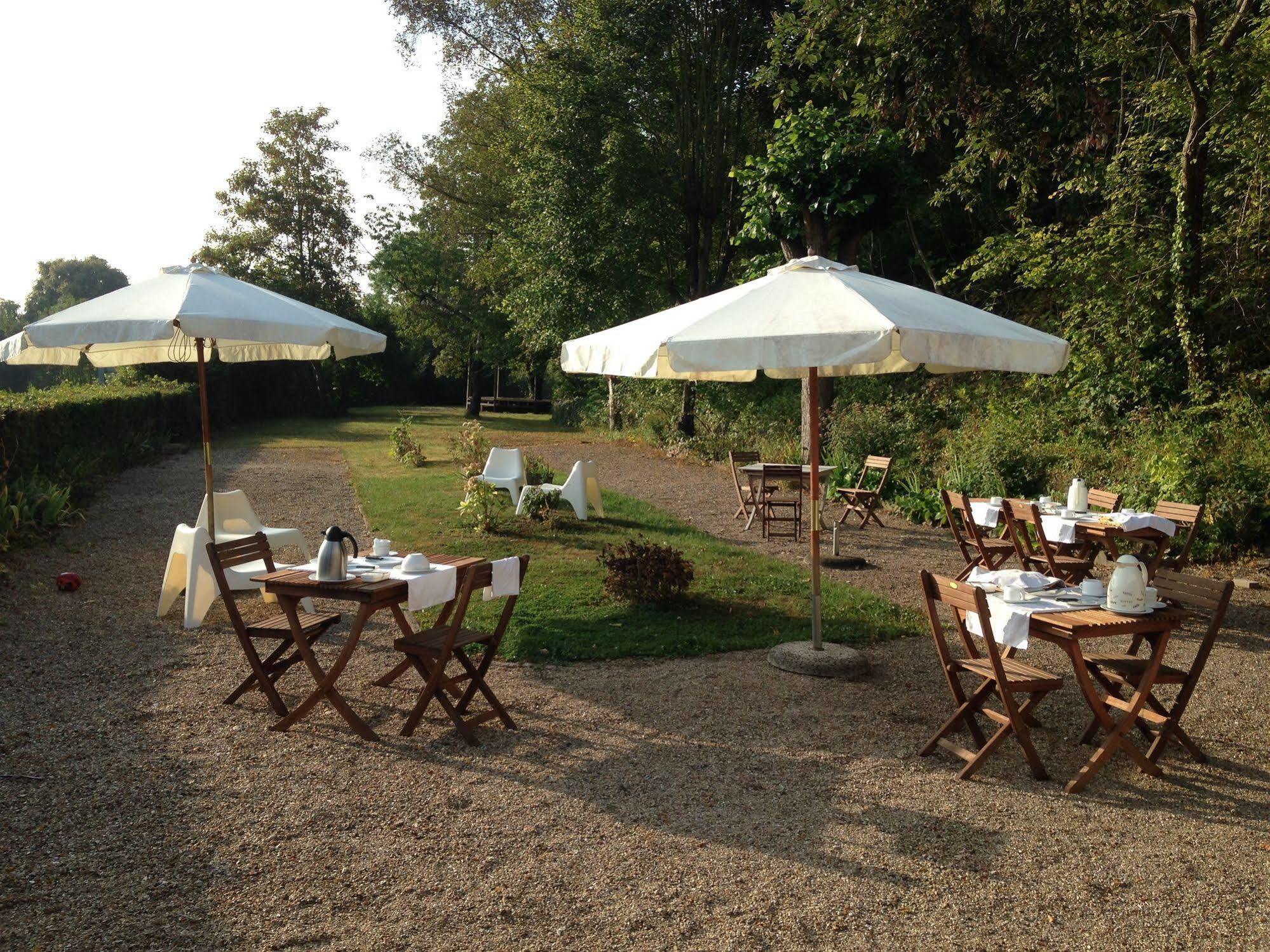 La Gueulardiere Bed and Breakfast Vernon  Buitenkant foto